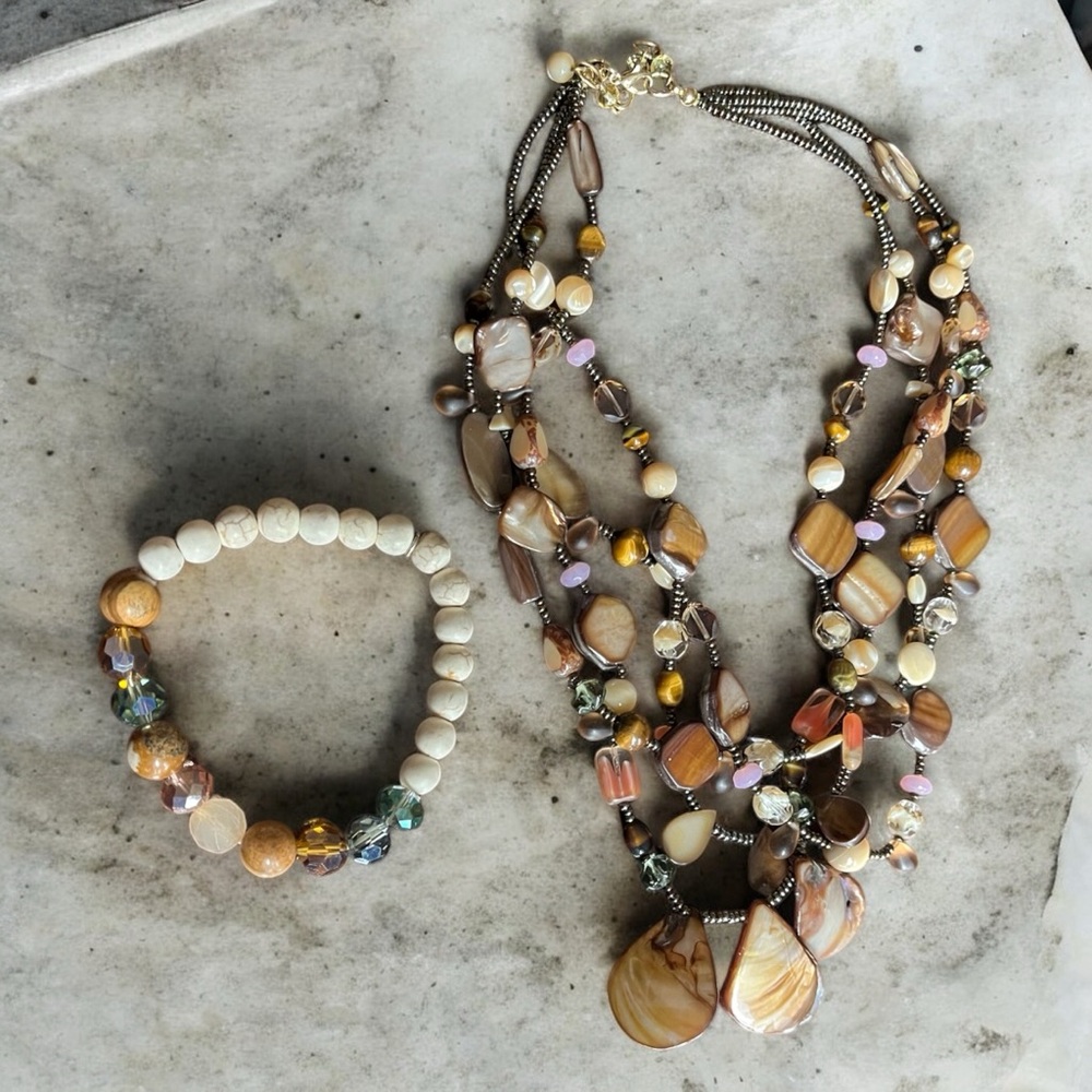 Vintage Brown Mother of Pearl Necklace and Howlite Bracelet